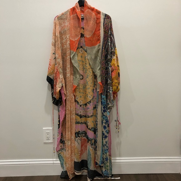SOLD Free People Leonora Kimono - Picture 4 of 13